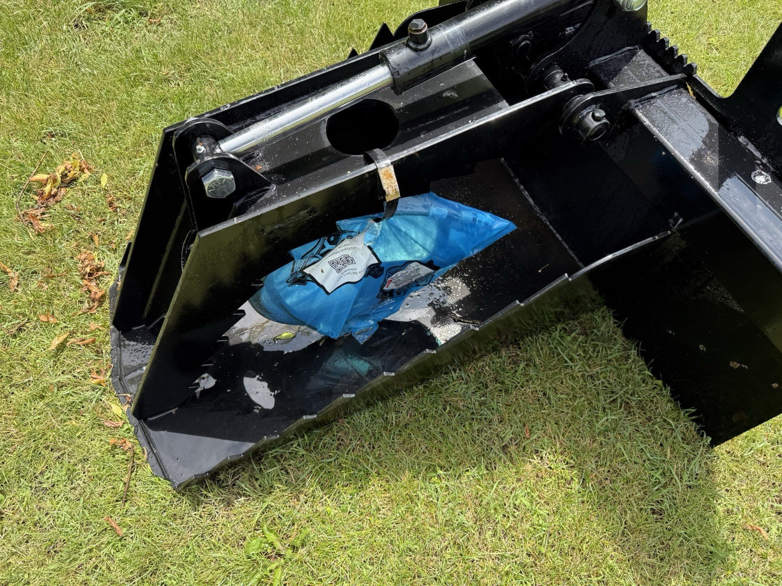 NEW KC Skidsteer Spade Grapple Digger Hydraulic Skidloader Quick Attach