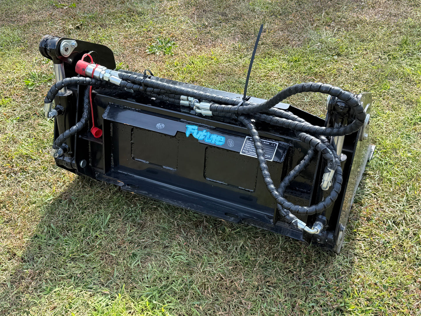 NEW 2025 4 in 1 Combo Bucket Mini Skidsteer